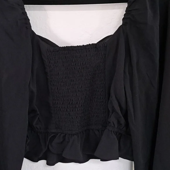 BAND OF GYPSIES  Black Cropped Long Sleeve Top Size Large - Picture 3 of 7